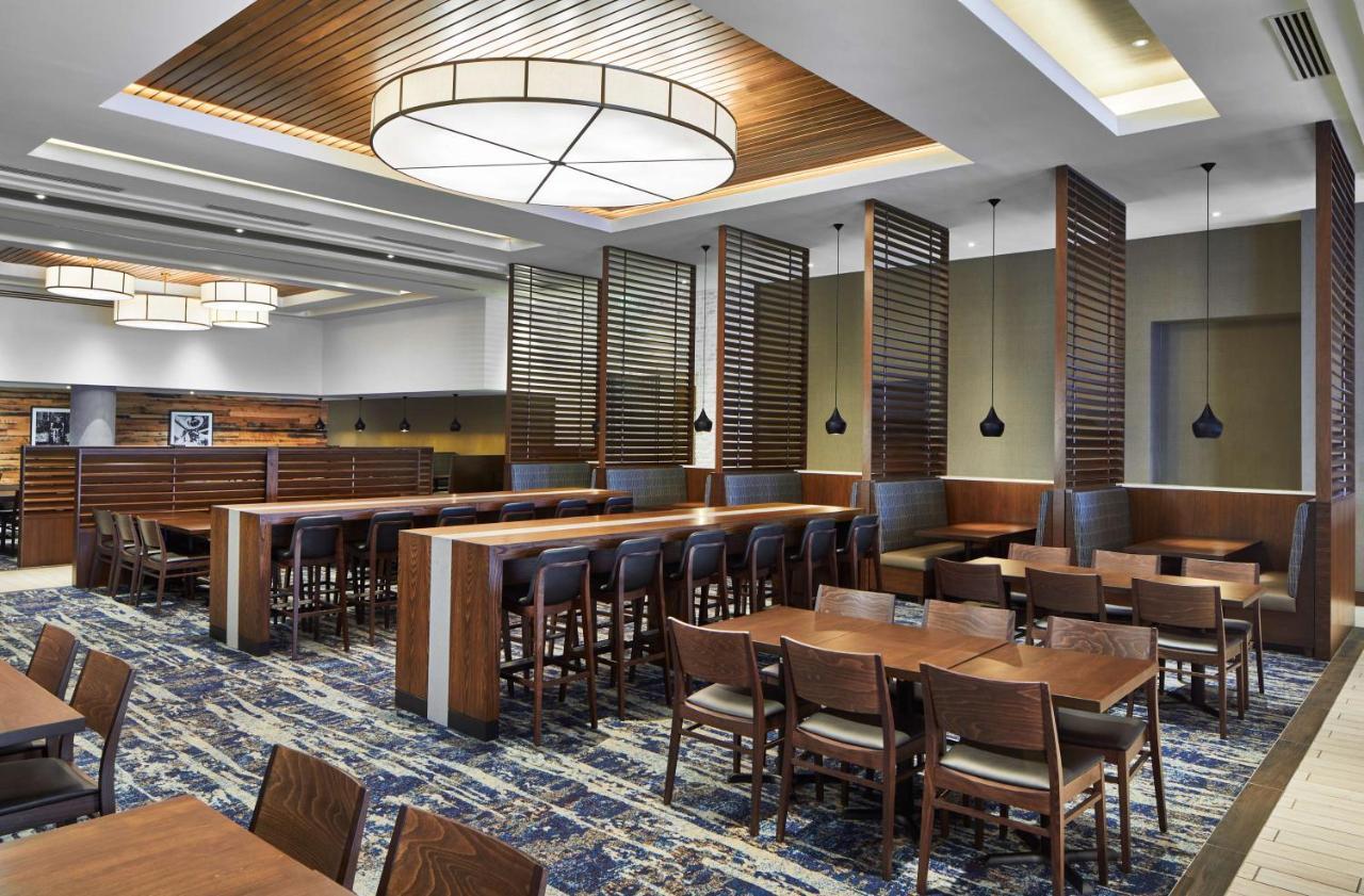 Embassy Suites By Hilton Nashville Downtown Екстериор снимка