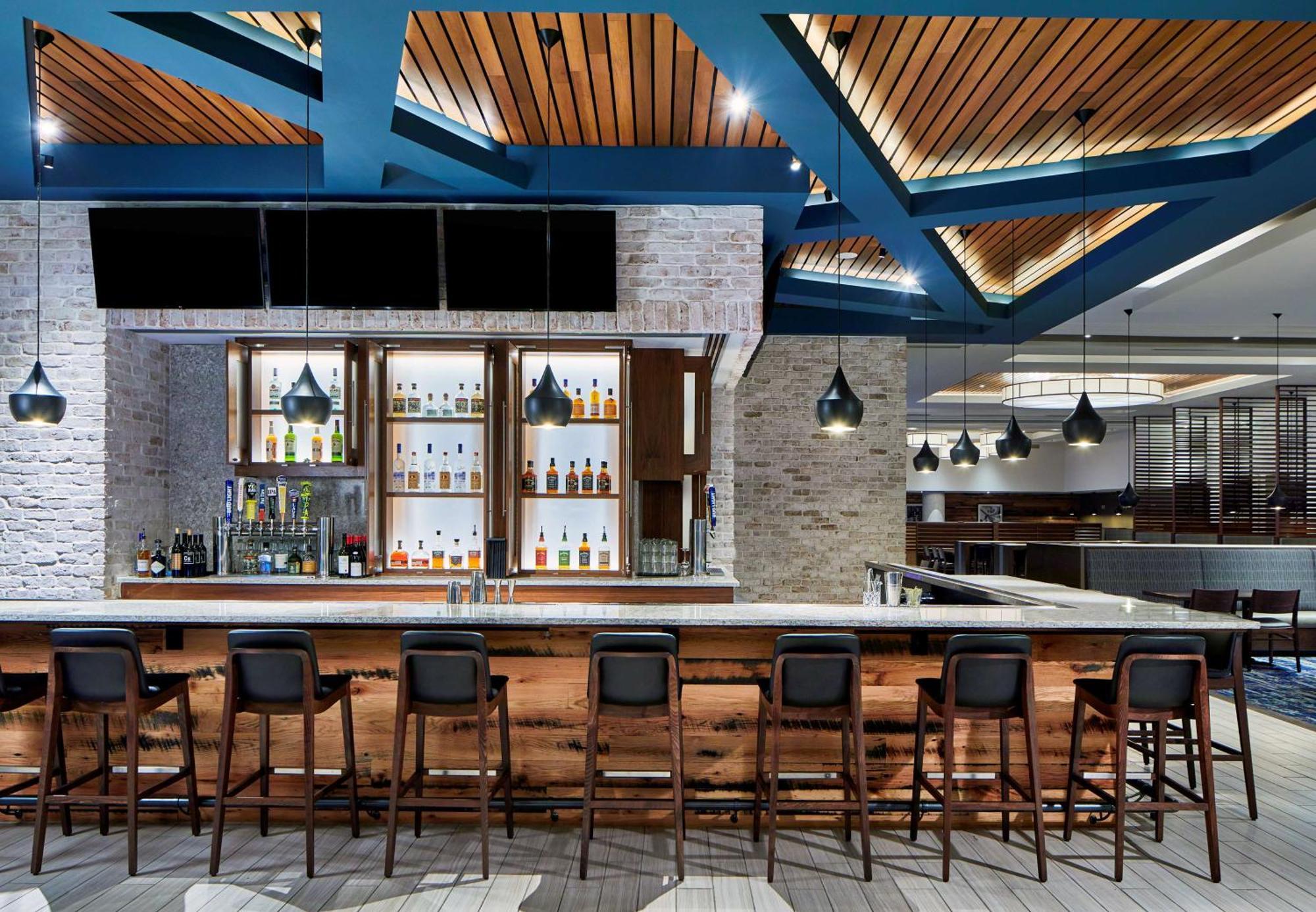 Embassy Suites By Hilton Nashville Downtown Екстериор снимка
