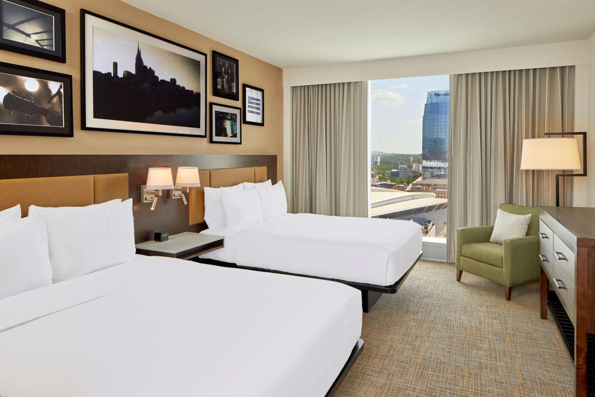 Embassy Suites By Hilton Nashville Downtown Екстериор снимка